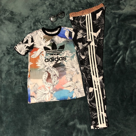 🎁🎁🎁 SOLD 🎁🎁🎁 - Picture 2 of 6